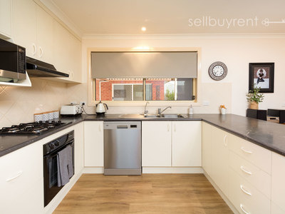 26 AMBROSE CRESCENT, Wodonga