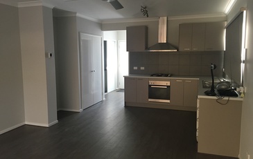 1  Elliot Avenue, Officer