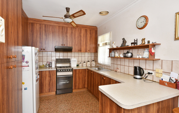 6 Crusoe Road, Kangaroo Flat