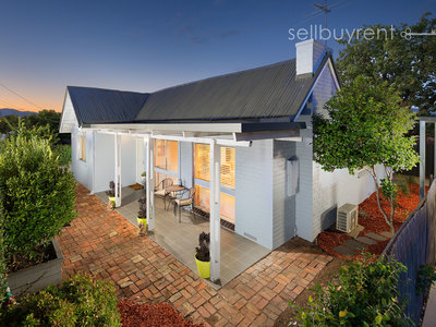 6 WILSON STREET, Wodonga