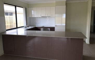 25 Sidney Street , Holmview