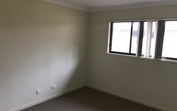 25 Sidney Street , Holmview