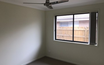 25 Sidney Street , Holmview