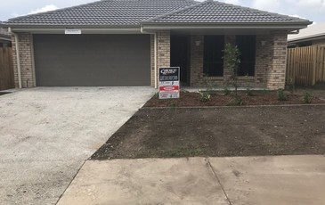 25 Sidney Street , Holmview
