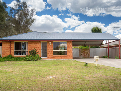 28 ALMURTA COURT, Springdale Heights