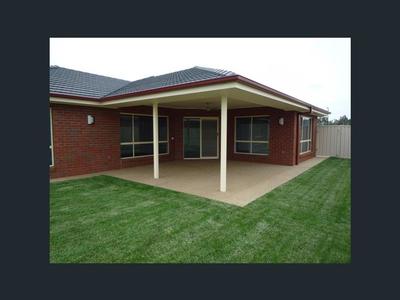 12 Caulfield Court, Shepparton