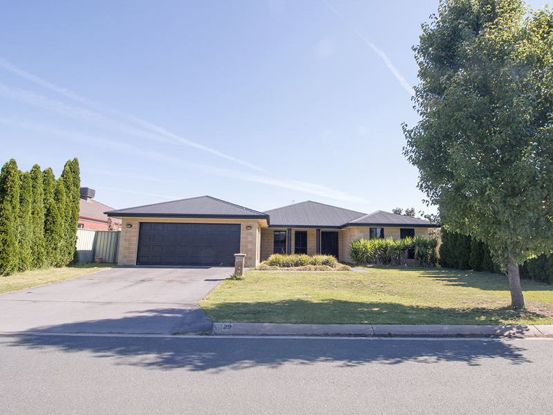 29 Rivergum Drive, East Albury