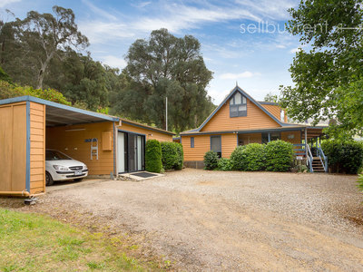 186 SIMMONDS CREEK ROAD, Tawonga