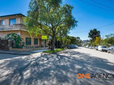 2 Lonsdale Street, Lilyfield