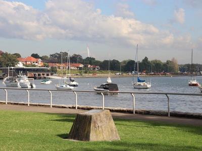 2 Lonsdale Street, Lilyfield