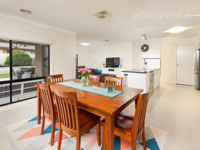 12 WHITELEY CIRCUIT, Baranduda
