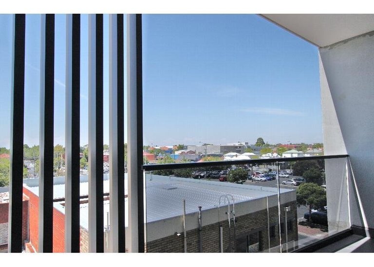 306 / 19 Hanover Street, Oakleigh