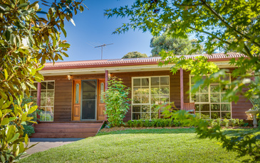 9 Bailey Road, Cockatoo