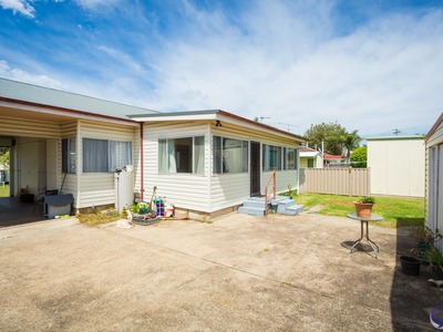 8 Hyland Avenue, Narooma