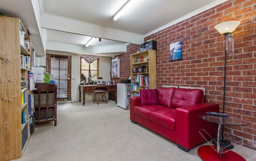 3 Mayo Court, Golden Square