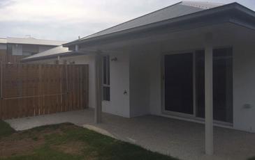 2 / 23 Apple Berry Avenue, Coomera