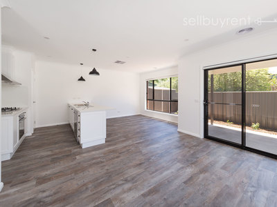 2 / 154 LAWRENCE STREET, Wodonga