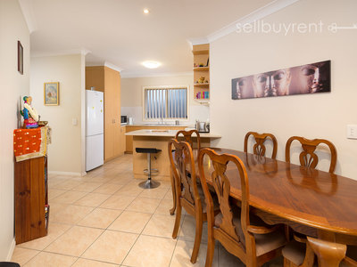2 / 810 GAP ROAD, Albury