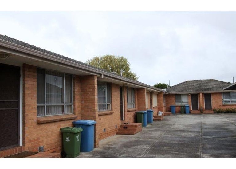 4 / 10 Allan Street, Noble Park